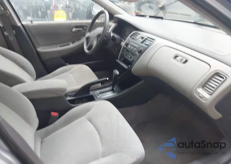 2002 Honda Accord 2.3 Lx z USA, uszkodzony, nr VIN JHMCG66562C004164